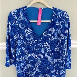 Blue reversible top